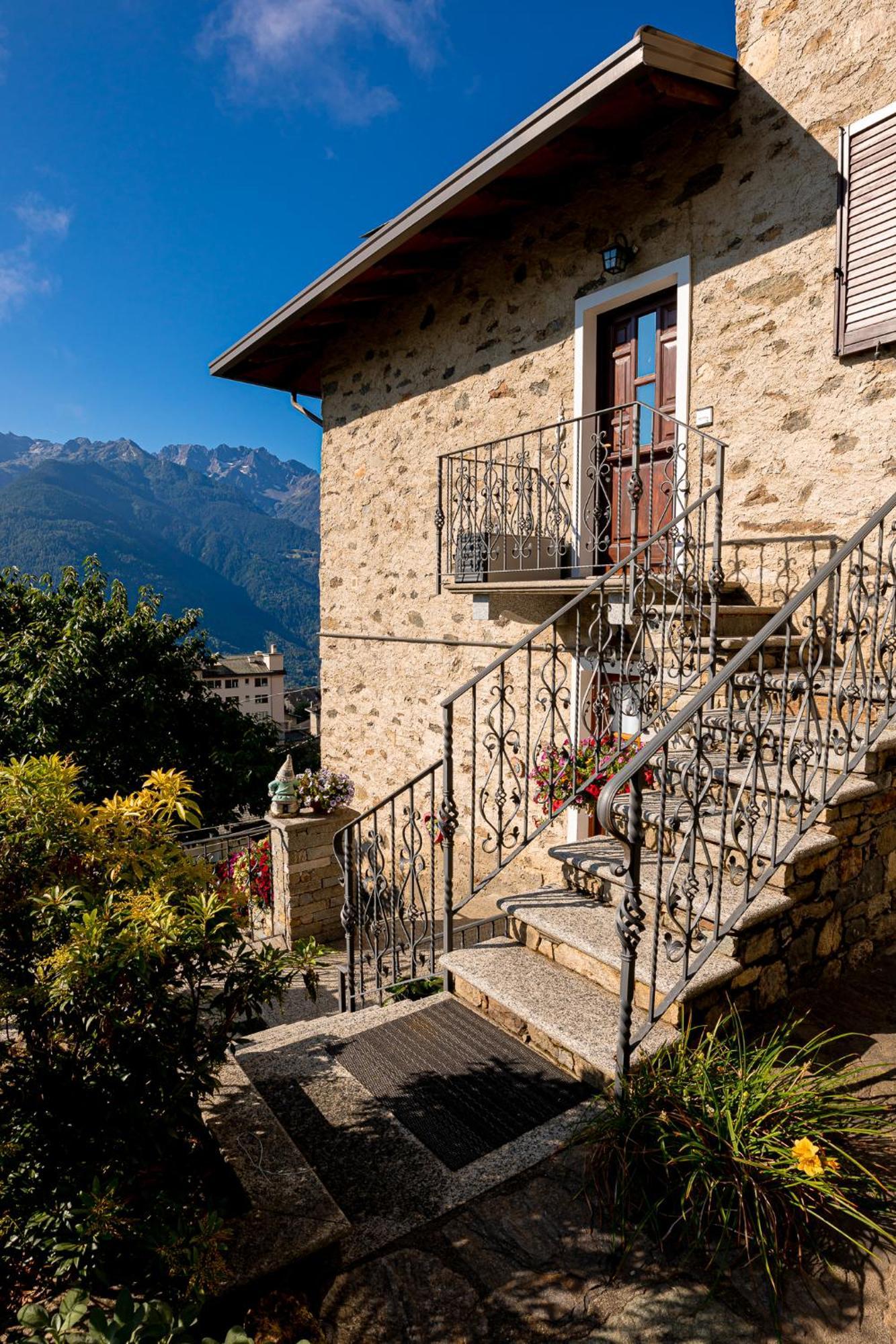 Casa Vacanza Da Ghislin Teglio Exterior foto